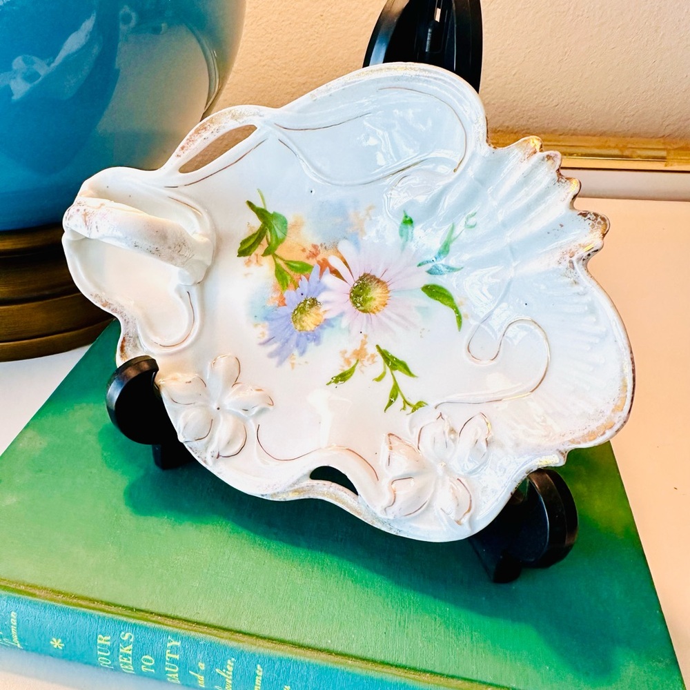 Early 1900s Bavaria Porcelain Hand Painted Trinket Dish Signed